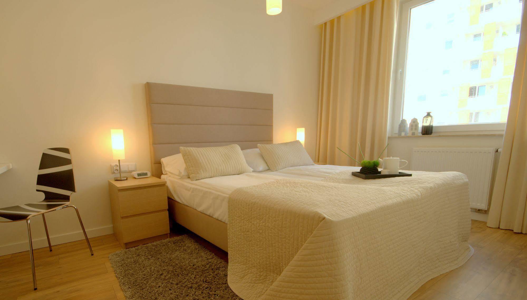 Irs Royal Apartments Apartamenty Irs Trzy Zagle Гданськ Екстер'єр фото